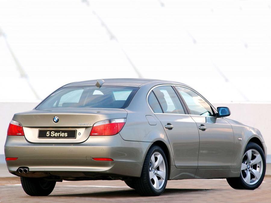  BMW 525i Sedan 2003 года  (ZA) (фото 2 из 3)
